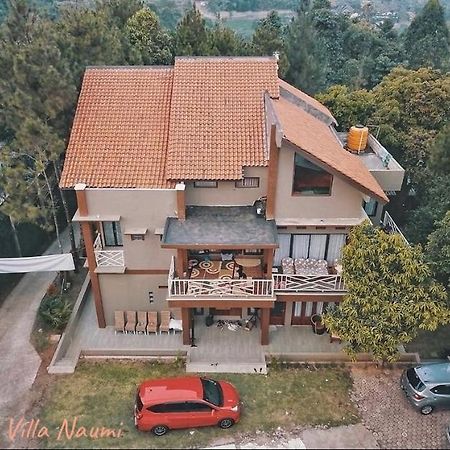 Villa Naumi Bandung Exteriör bild