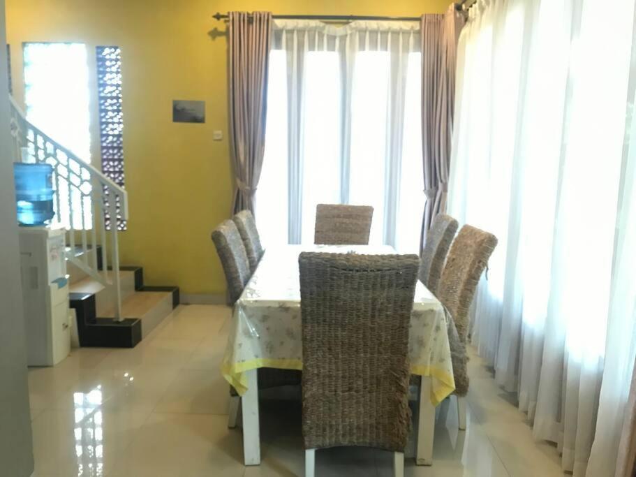 Villa Naumi Bandung Exteriör bild