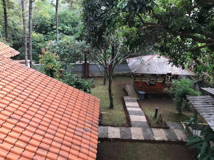 Villa Naumi Bandung Exteriör bild